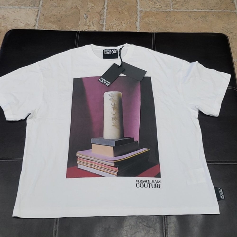 🎁 Versace Jeans Couture Printed Oversize T-shirt